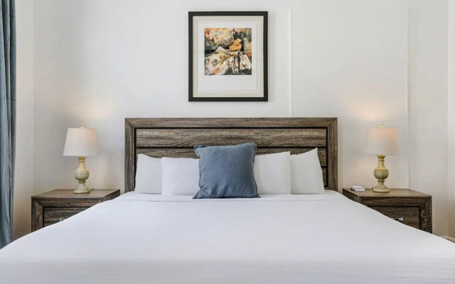 photo 5 of Uptown Spacious 4BD w Historic Charm