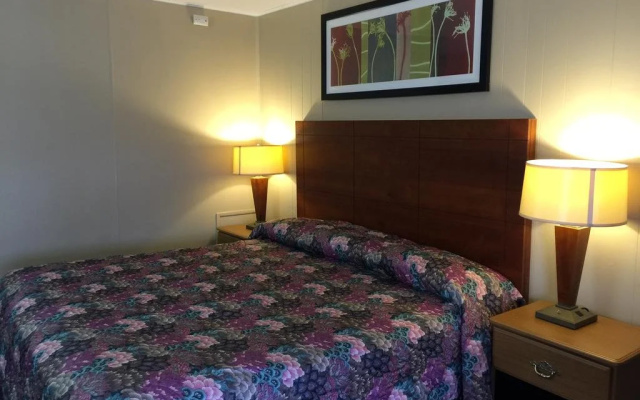 photo 2 of USA Inn