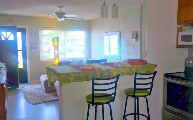 photo 4 of Grace Realty Inc