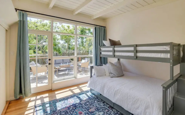 photo 5 of Vacation Rental Home ~ 1 Mi to Carmel Beach!