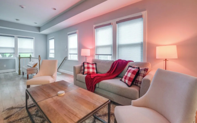 photo 3 of Vacation Rental w/ Yard in Washington, DC, Area