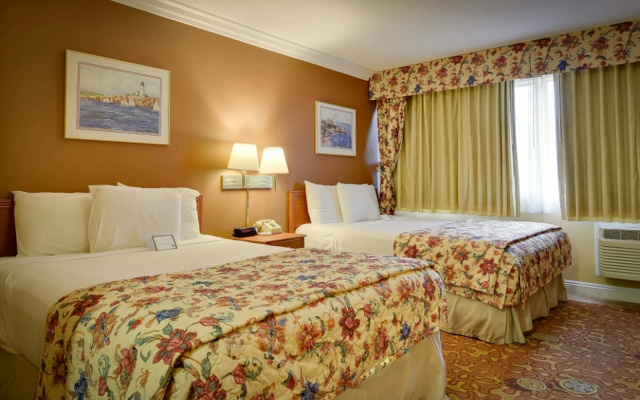 photo 2 of Vagabond Inn Long Beach
