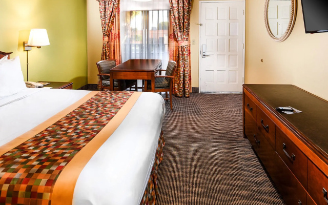 photo 5 of Vagabond Inn Costa Mesa