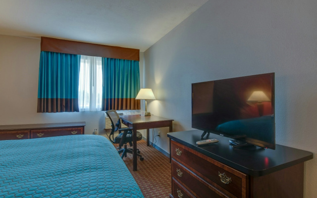 photo 5 of Americas Best Value Inn Hayward