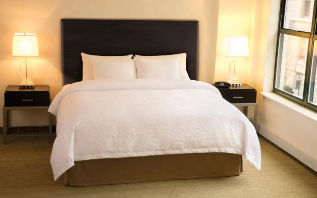 photo 4 of Hampton Inn & Suites Los Angeles/Hollywood