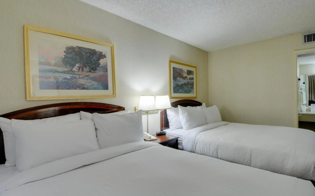 photo 5 of Vagabond Inn Executive San Francisco Airport
