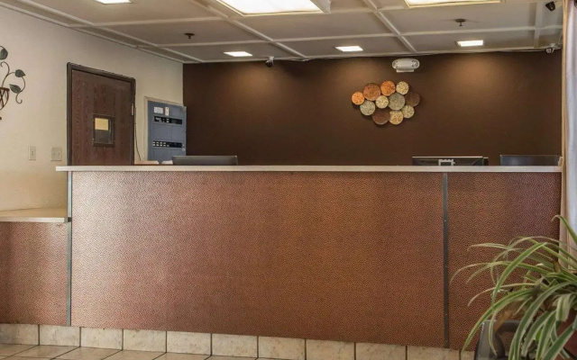 photo 2 of Holiday Inn Express Santa Rosa North by IHG