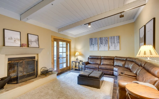 photo 2 of Vail Condo ~ 4 Mi to Vail Mountain Resort!