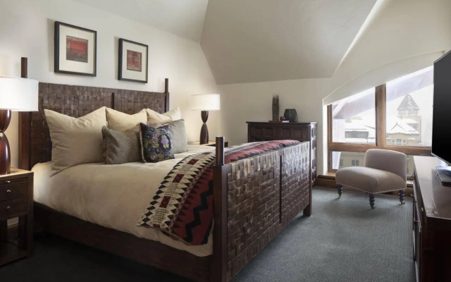 photo 2 of The Hythe, a Luxury Collection Resort, Vail