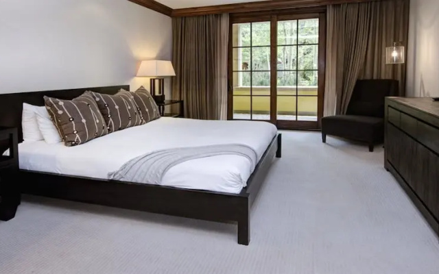 photo 4 of Vail Ritz Carlton 2 Bed