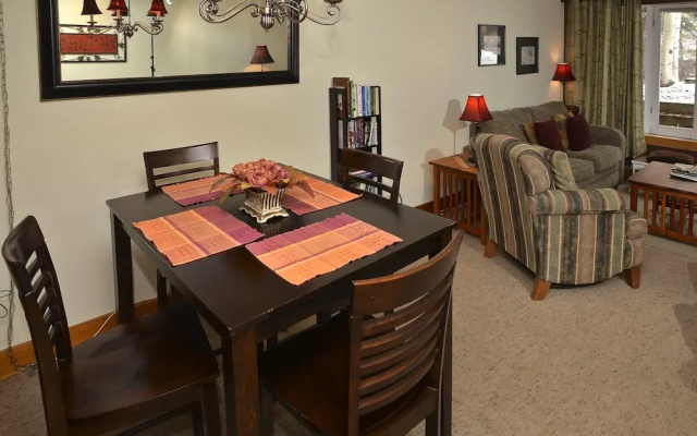 photo 5 of Vail Trails East #7b 1 Bedroom Condo by RedAwning