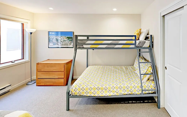 photo 5 of Vail Valley Condo #22 3 Bedrooms 3 Bathrooms Condo