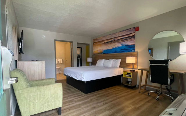 photo 4 of Days Inn by Wyndham Lake Park/Valdosta