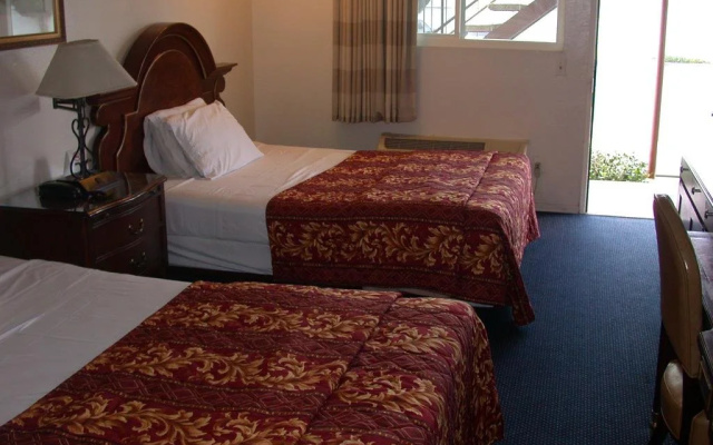 photo 3 of Valley Hotel