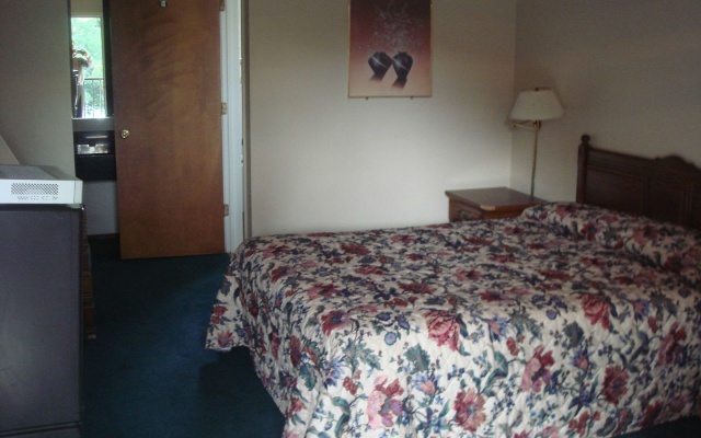 photo 3 of Valley Inn San Jose