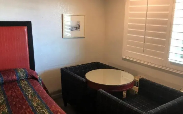 photo 4 of Valley Motel