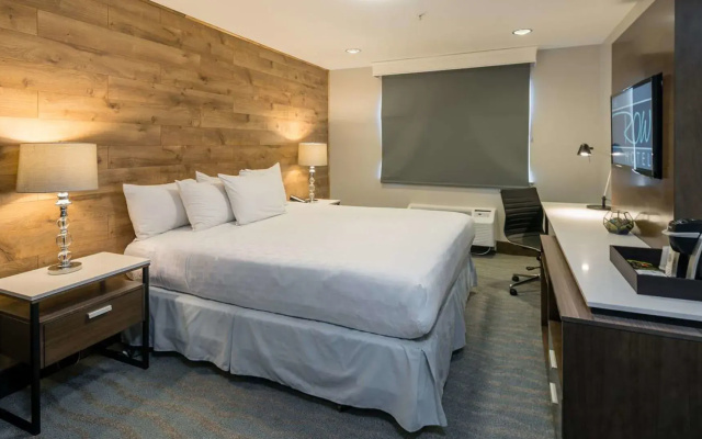 photo 4 of The Row Hotel