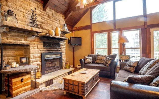photo 5 of Valley View Lodge