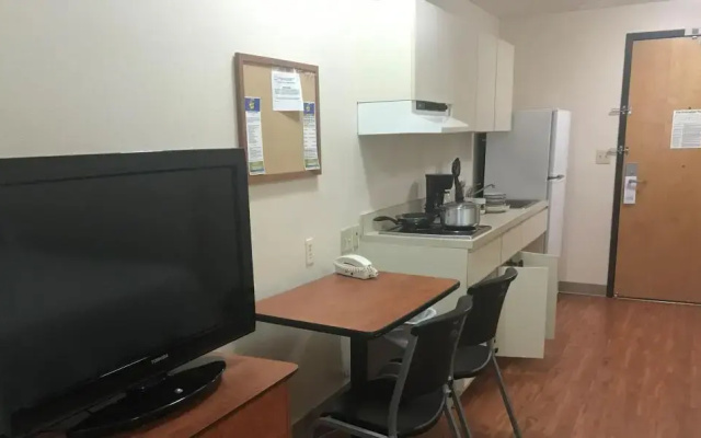 photo 4 of Best Studio Inn