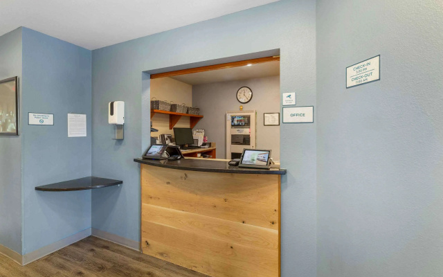 photo 4 of Extended Stay America Select Suites - Akron - South