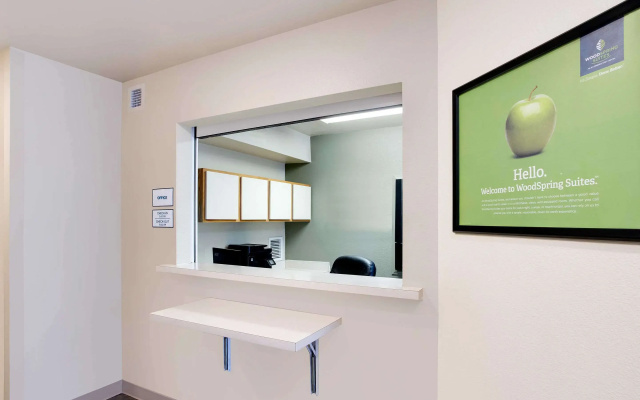 photo 2 of WoodSpring Suites Cincinnati Fairfield