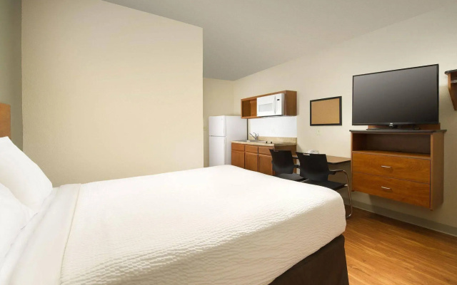 photo 3 of Woodspring Suites Fort Lauderdale