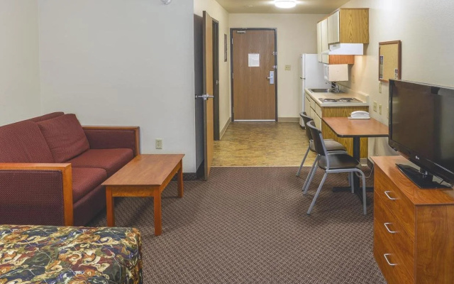 photo 5 of WoodSpring Suites Houston I-45 Airtex