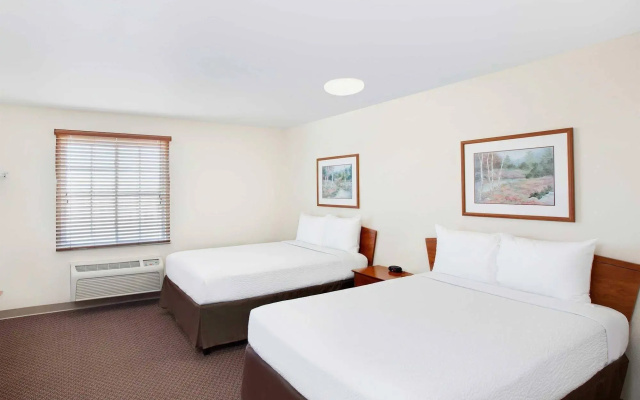 photo 3 of WoodSpring Suites Houston Willowbrook