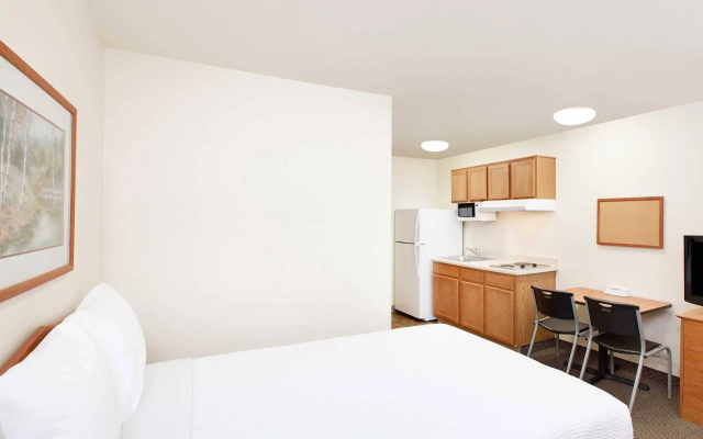 photo 4 of WoodSpring Suites Houston Willowbrook