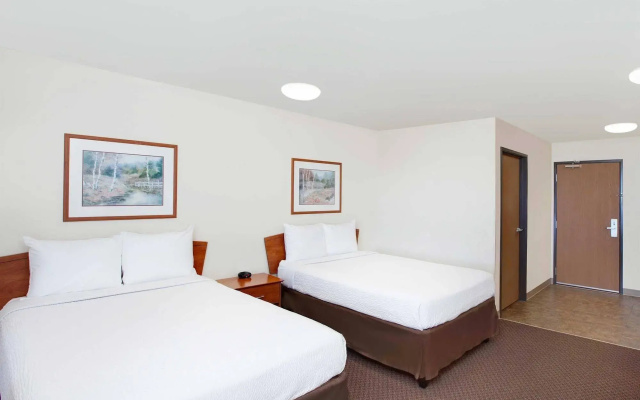 photo 5 of WoodSpring Suites Houston Willowbrook