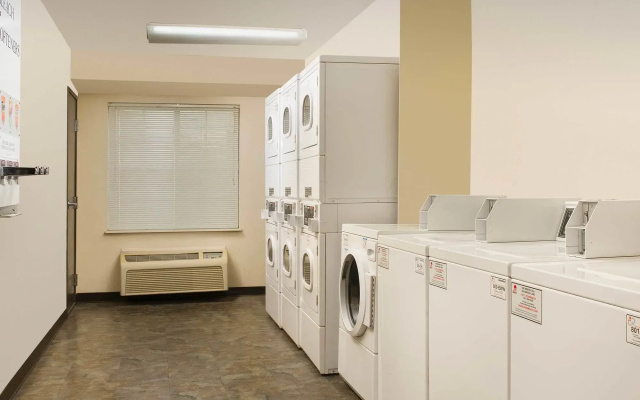 photo 5 of Extended Stay America Select Suites - Phoenix - North