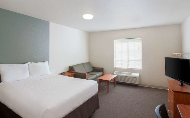 photo 4 of WoodSpring Suites Jacksonville Southeast