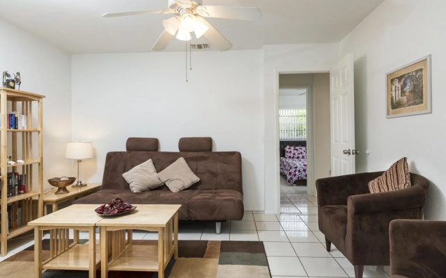 photo 2 of Van Nuys - Vacation Home