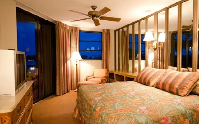 photo 2 of Vanderbilt Beach and Harbour Club