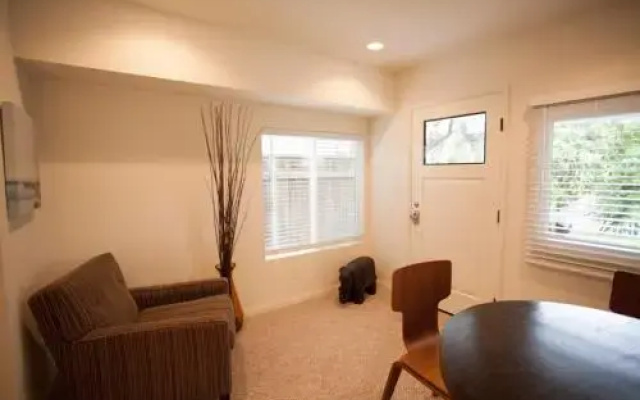 photo 4 of VE Beach Suite B by RedAwning