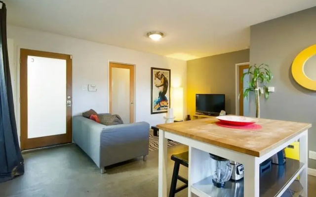 photo 3 of VE Venice Suite C by RedAwning