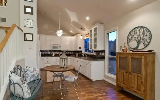 photo 5 of Velvet Dream By Signature Vacation Rentals