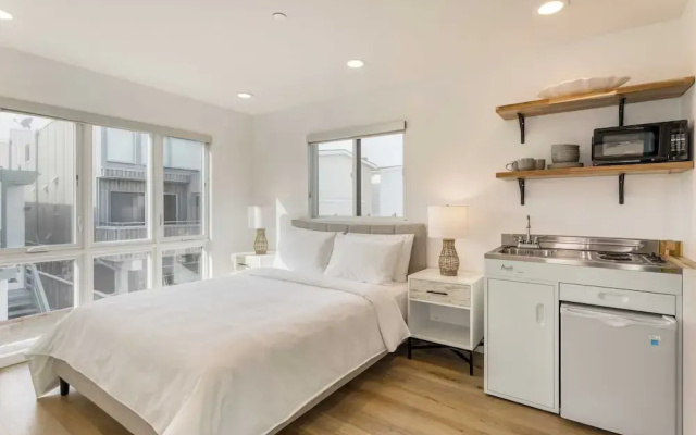 photo 2 of Velvet Sand Buyout by Avantstay Steps to Newport Beach Sleeps 22