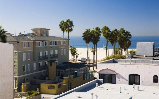 photo 3 of Venice Admiral Suites