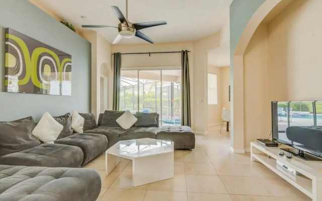 photo 4 of Ventoux Calabay Parc 6 Bedroom Home
