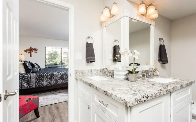 photo 2 of Via De Royal 2 BR by Casago