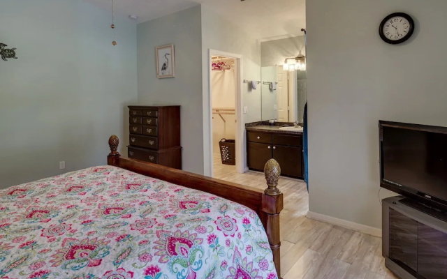photo 4 of Pet-friendly Sebastian Home: w/ Porch + Lake View!