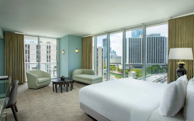 photo 4 of W Miami