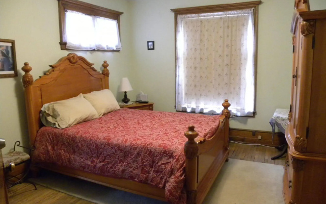photo 2 of Victorian Charm Inn