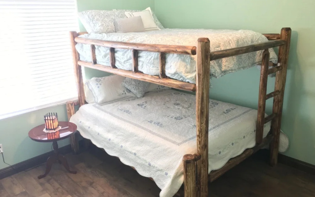 photo 5 of Country Comfort