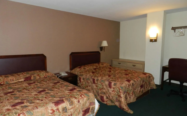 photo 3 of Viking Motel