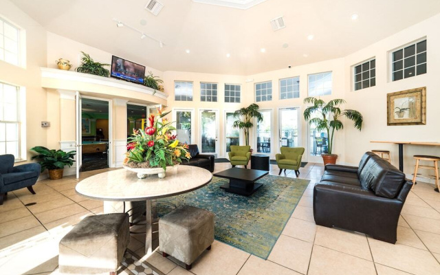 photo 2 of Villa 8052 King Palm Windsor Palms