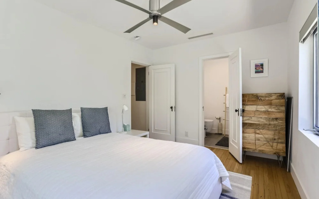 photo 4 of Villa Ardmore, 3 Bedrooms, 3.5 Baths, Pool