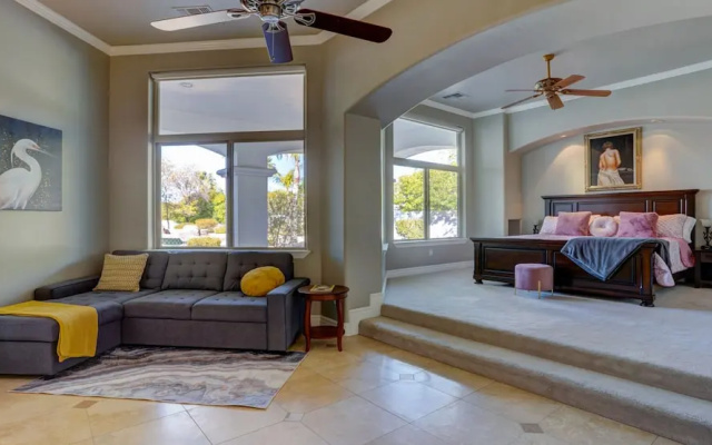 photo 2 of Villa del Sol