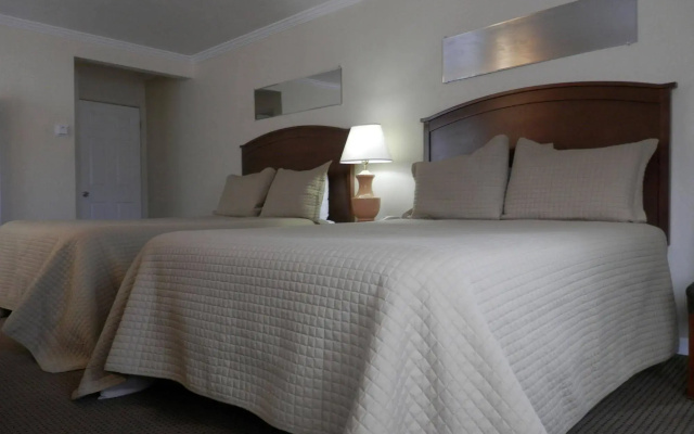 photo 5 of Villa Franca Inn